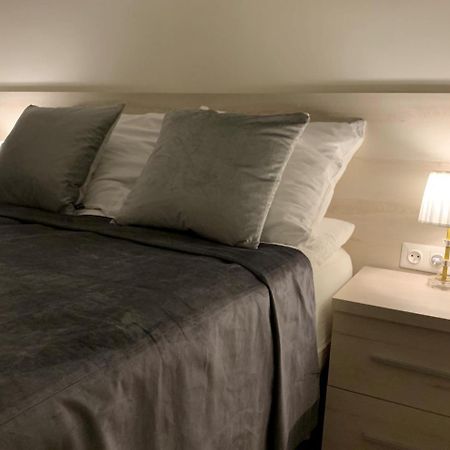 Aparthotel Koroni Home Raszyn Ngoại thất bức ảnh