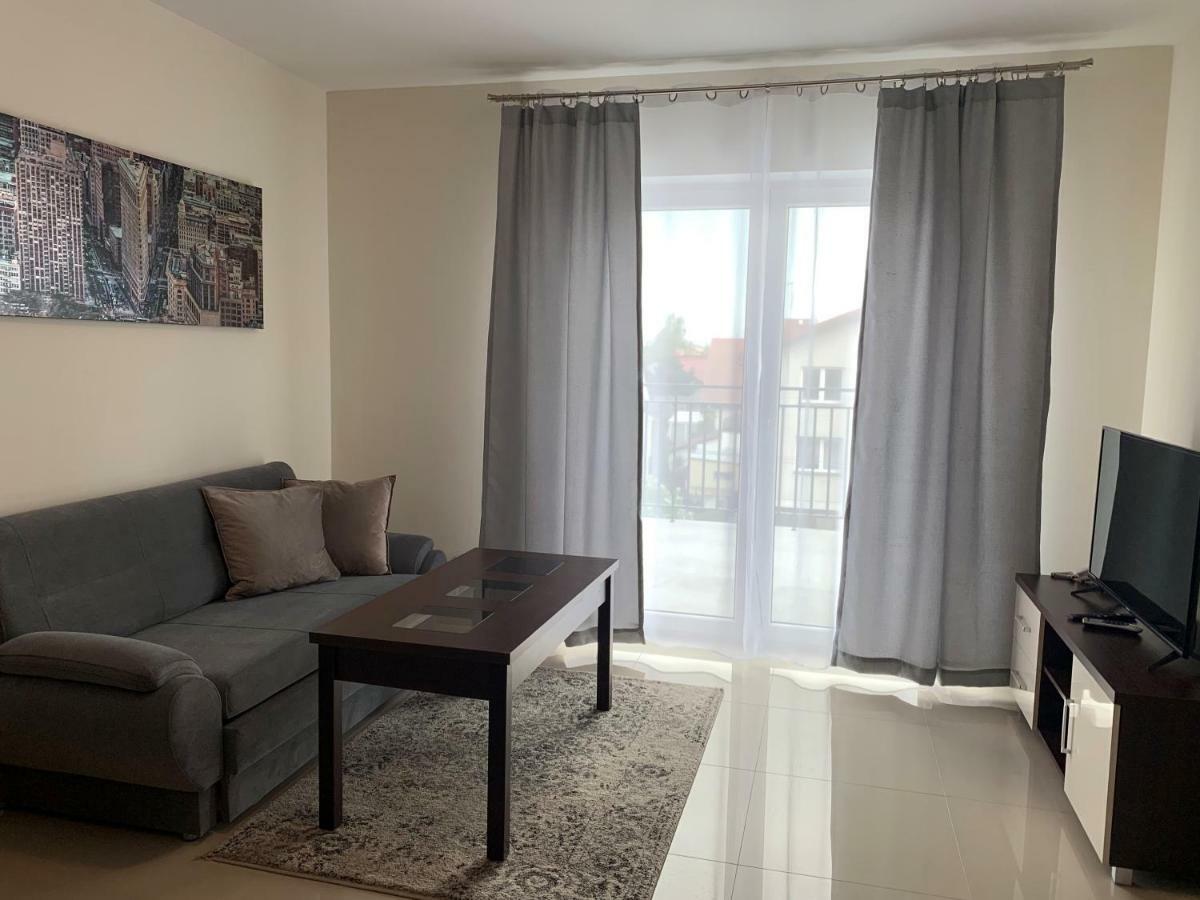Aparthotel Koroni Home Raszyn Ngoại thất bức ảnh